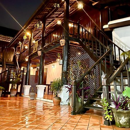 לואנג פרבאנג Vieng Savanh II Hotel מראה חיצוני תמונה