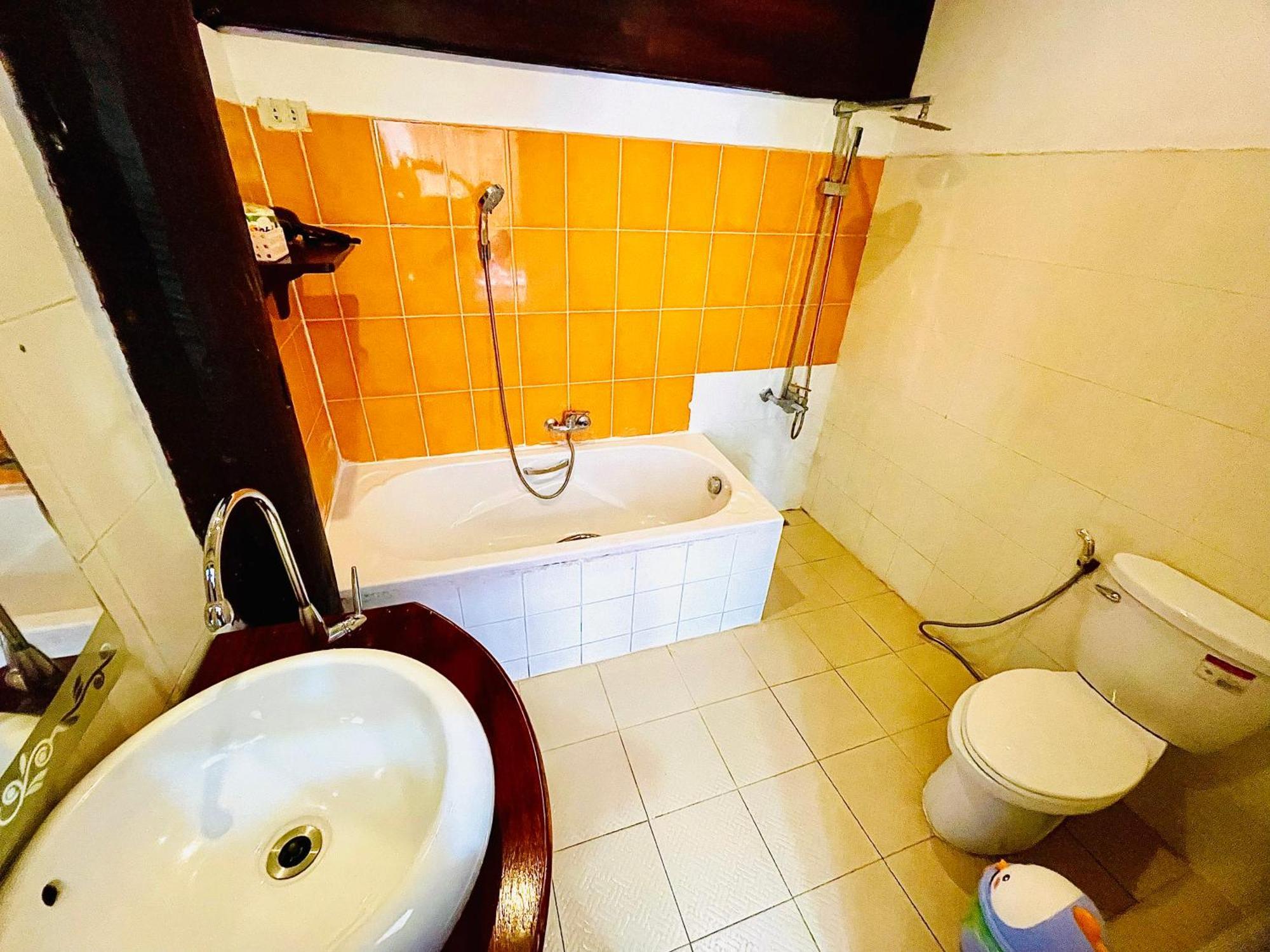 לואנג פרבאנג Vieng Savanh II Hotel מראה חיצוני תמונה