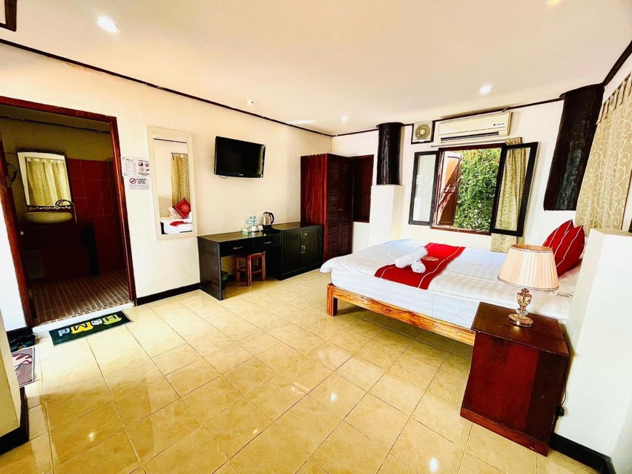 לואנג פרבאנג Vieng Savanh II Hotel מראה חיצוני תמונה